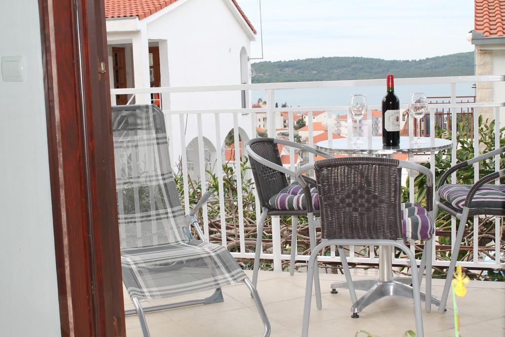 Apartment Mia - Spacious Apartment On 85 M2 With Beautiful Sea View โตรกีร์ ห้อง รูปภาพ