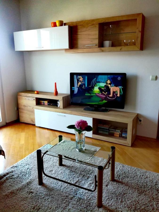 Apartment Mia - Spacious Apartment On 85 M2 With Beautiful Sea View โตรกีร์ ภายนอก รูปภาพ