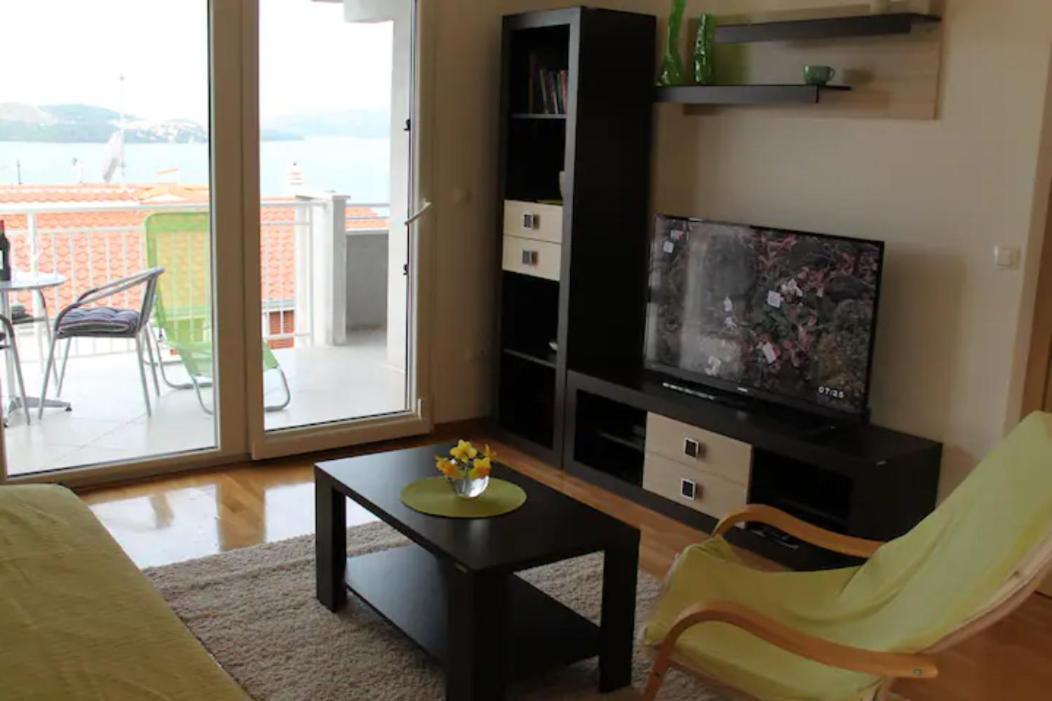 Apartment Mia - Spacious Apartment On 85 M2 With Beautiful Sea View โตรกีร์ ภายนอก รูปภาพ
