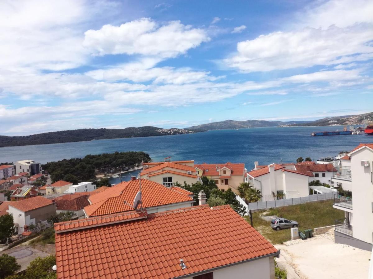 Apartment Mia - Spacious Apartment On 85 M2 With Beautiful Sea View โตรกีร์ ภายนอก รูปภาพ
