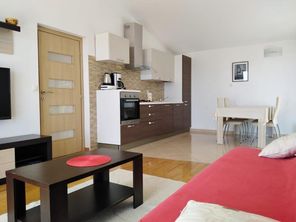 Apartment Mia - Spacious Apartment On 85 M2 With Beautiful Sea View โตรกีร์ ภายนอก รูปภาพ