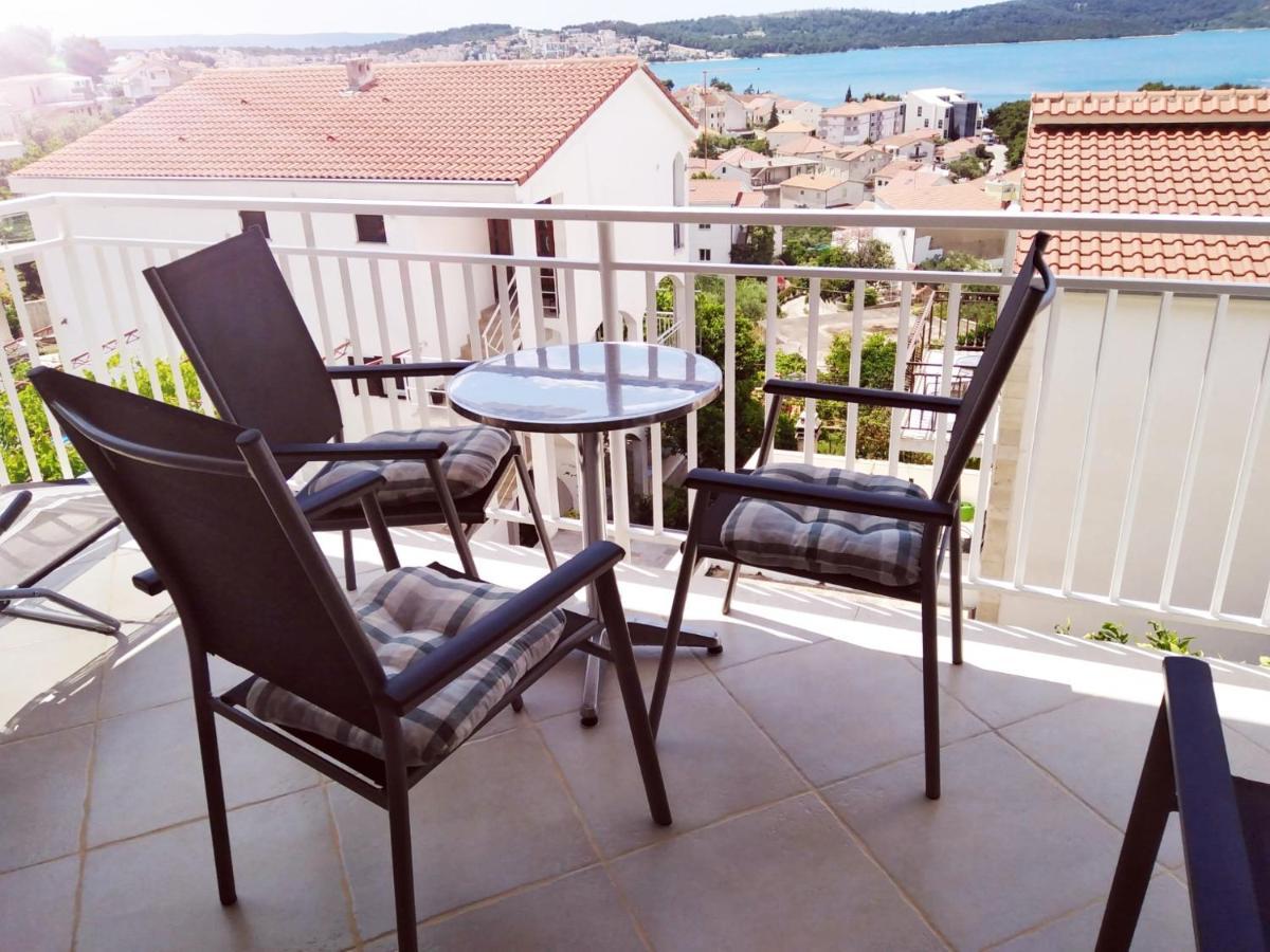 Apartment Mia - Spacious Apartment On 85 M2 With Beautiful Sea View โตรกีร์ ภายนอก รูปภาพ