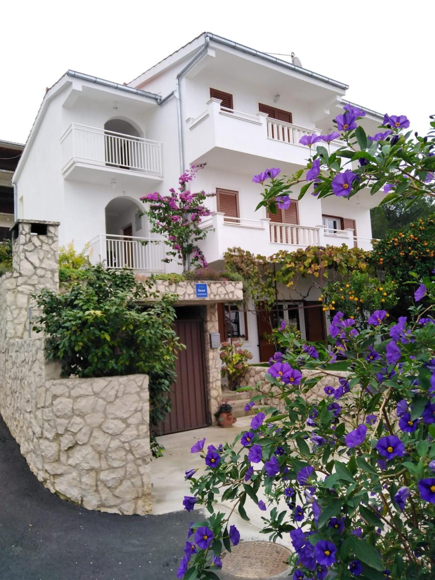 Apartment Mia - Spacious Apartment On 85 M2 With Beautiful Sea View โตรกีร์ ภายนอก รูปภาพ