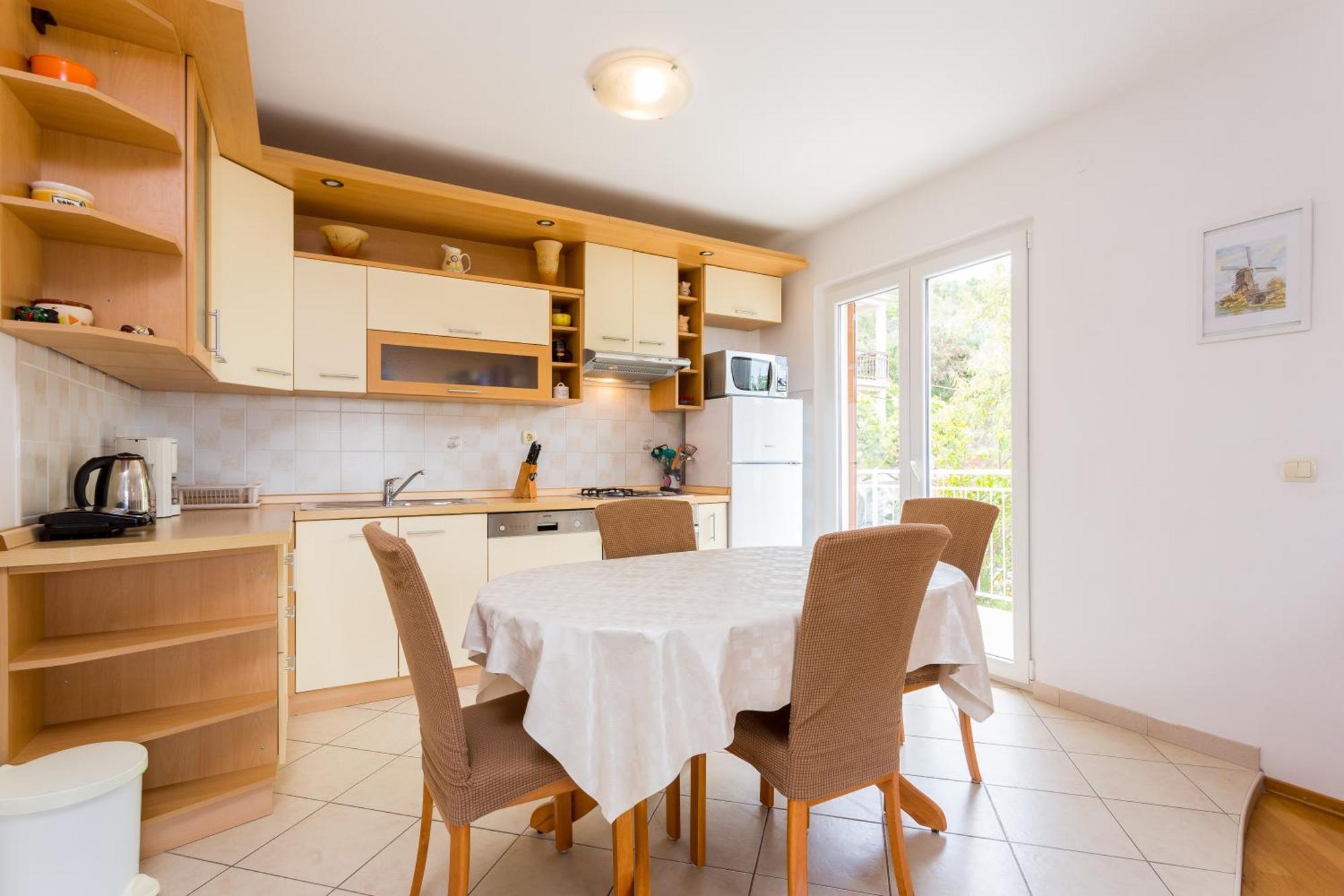 Apartment Mia - Spacious Apartment On 85 M2 With Beautiful Sea View โตรกีร์ ภายนอก รูปภาพ