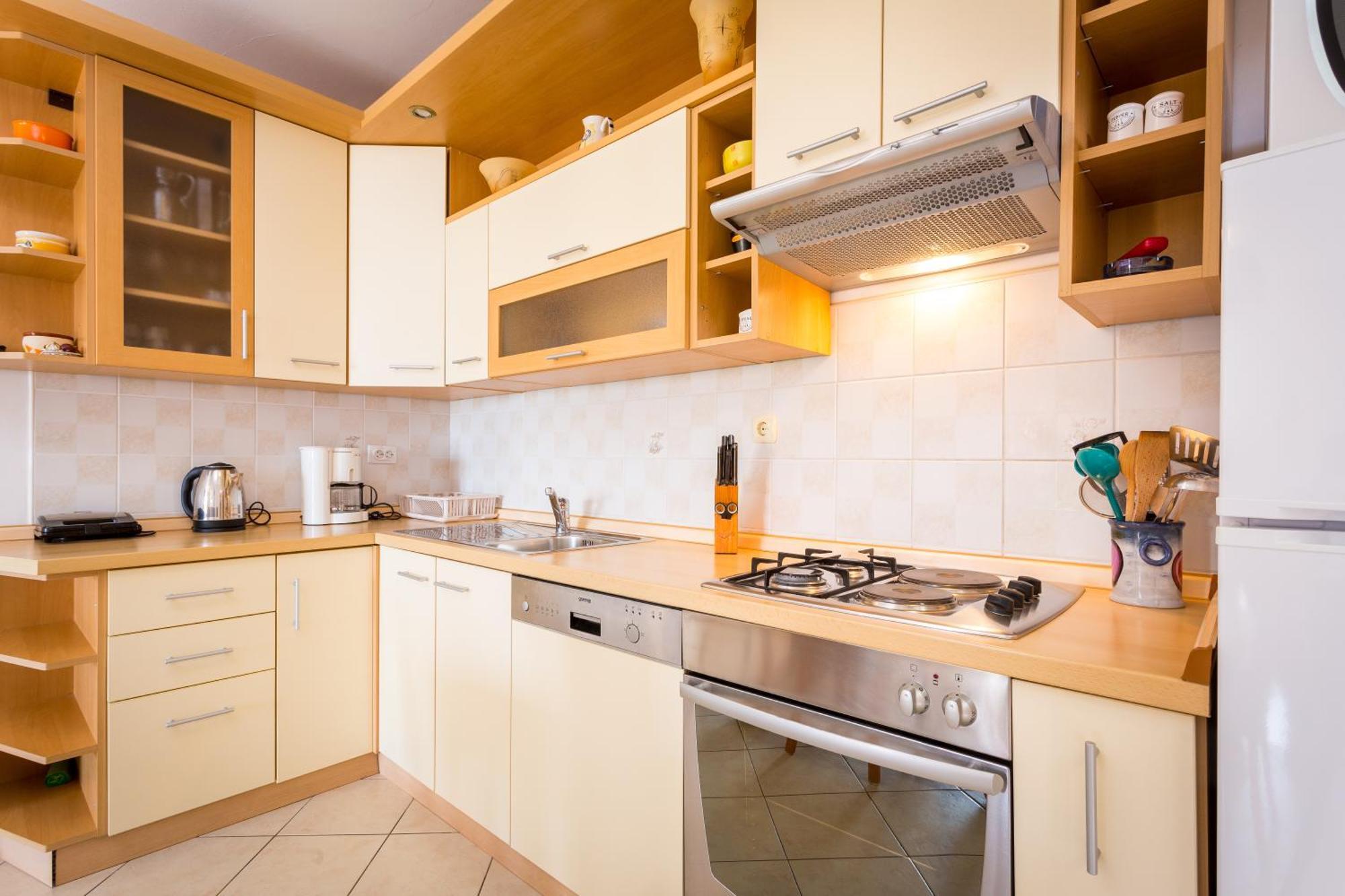 Apartment Mia - Spacious Apartment On 85 M2 With Beautiful Sea View โตรกีร์ ภายนอก รูปภาพ