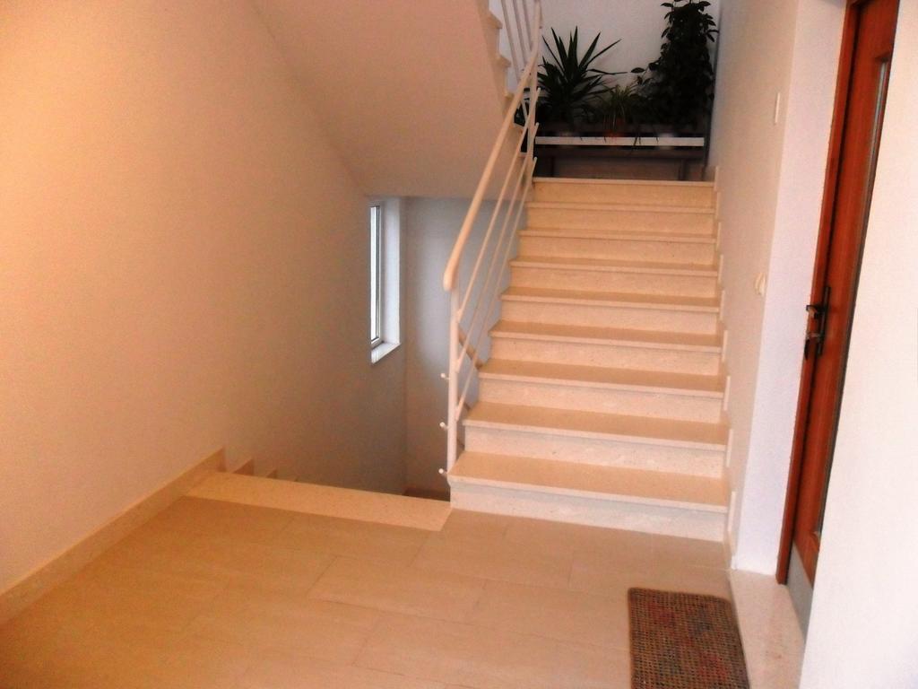 Apartment Mia - Spacious Apartment On 85 M2 With Beautiful Sea View โตรกีร์ ห้อง รูปภาพ